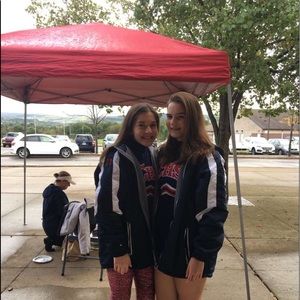 Meet your Posher, Delaney